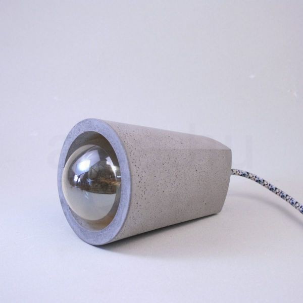 beton-fuggesztek-lampa-kis-buraval-szurke